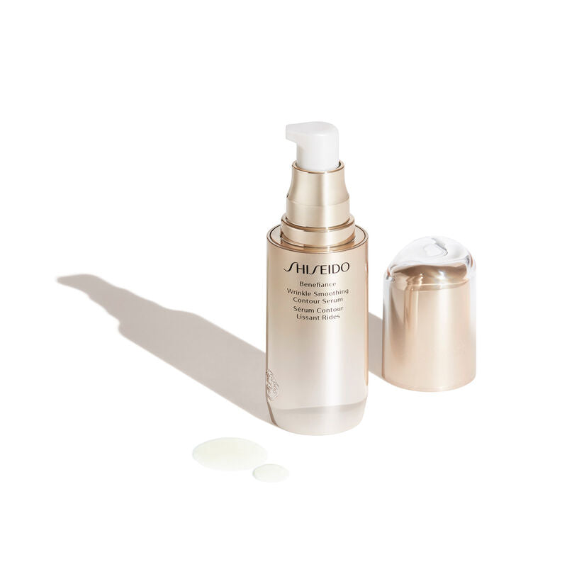 Shiseido Benefiance Wrinkle Smoothing Contour Serum open bottle