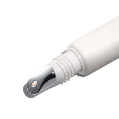 Shiseido Essential Energy Eye Definer applicator