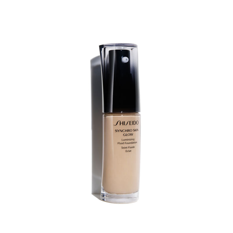Shiseido Synchro Skin Glow Luminizing Fluid Foundation